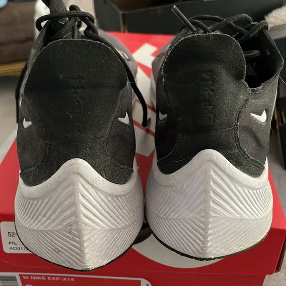 Women’s Nike Exp-X14 size 9 - Picture 4 of 6